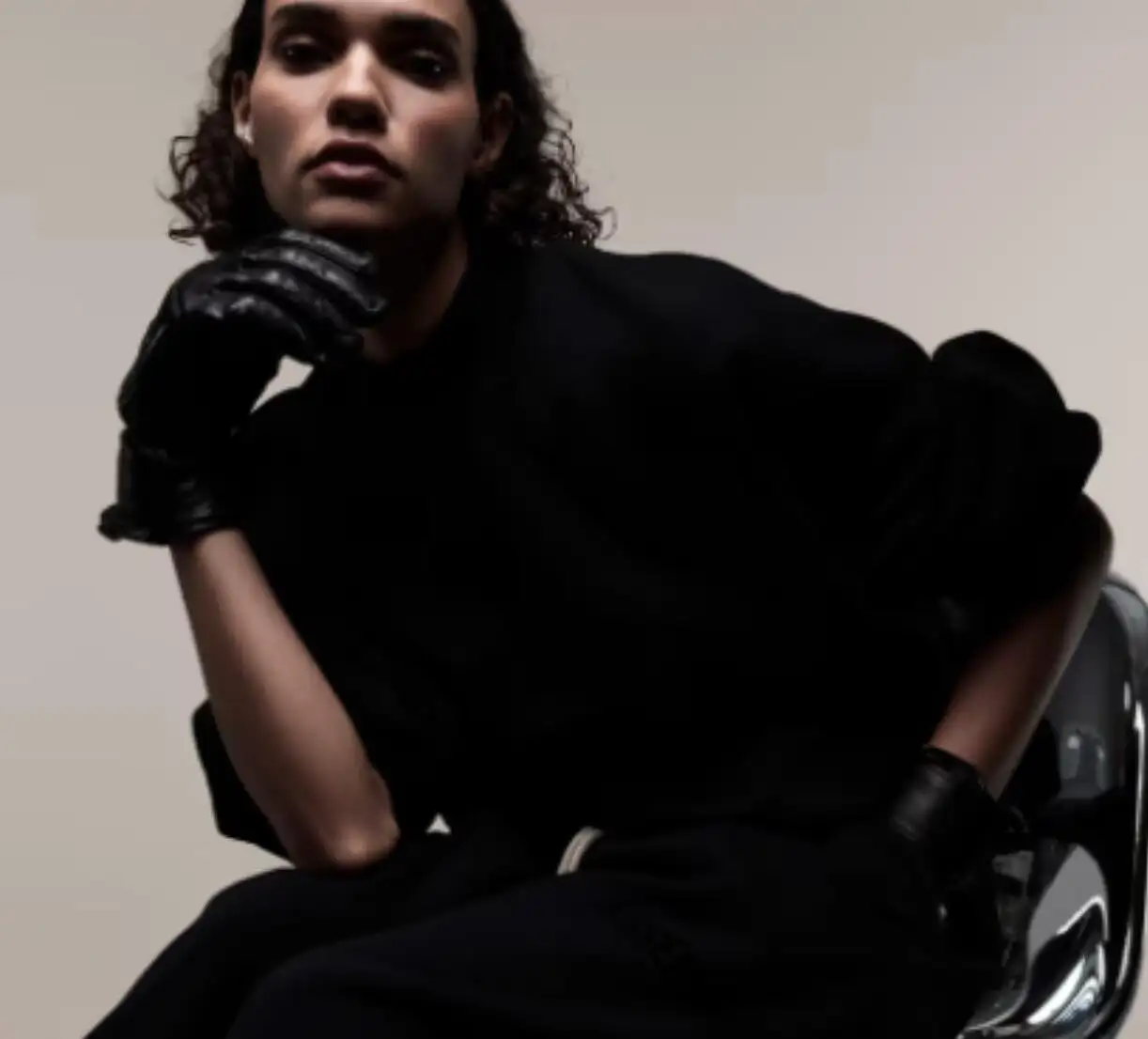Ssense有Essentials The Black Collection上线啦