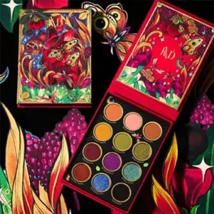 Kat Von D Moongarden Vegan眼影盘