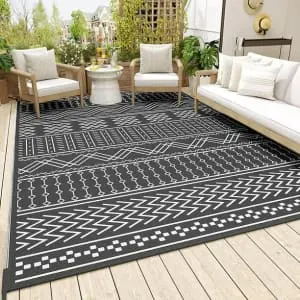 MontVoo 5x8-Foot Waterproof Outdoor Rug