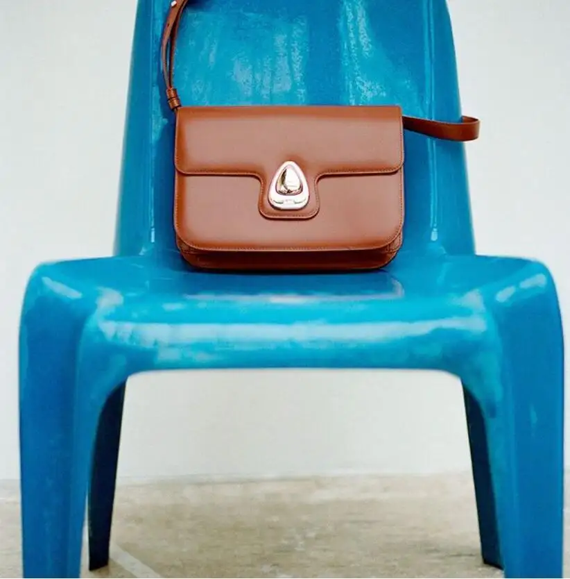 升级！A.P.C.官网精选商品低至35折+额外8折促销