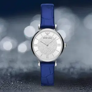 Emporio Armani 安普里奥·阿玛尼 女士满天星皮带石英女表 AR11344