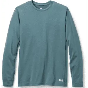 Cold-Weather Baselayer Deals at REI