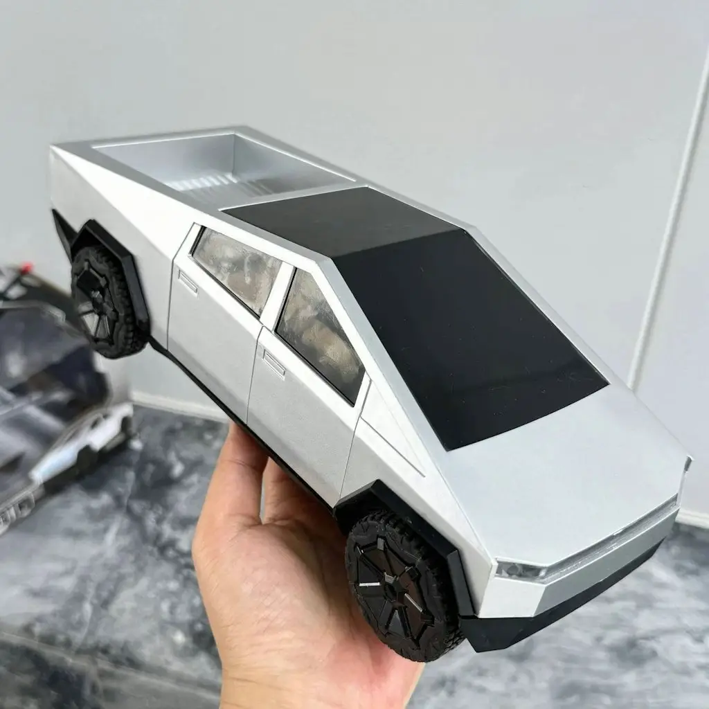 1:16 Scale Electric Remote Control Truck