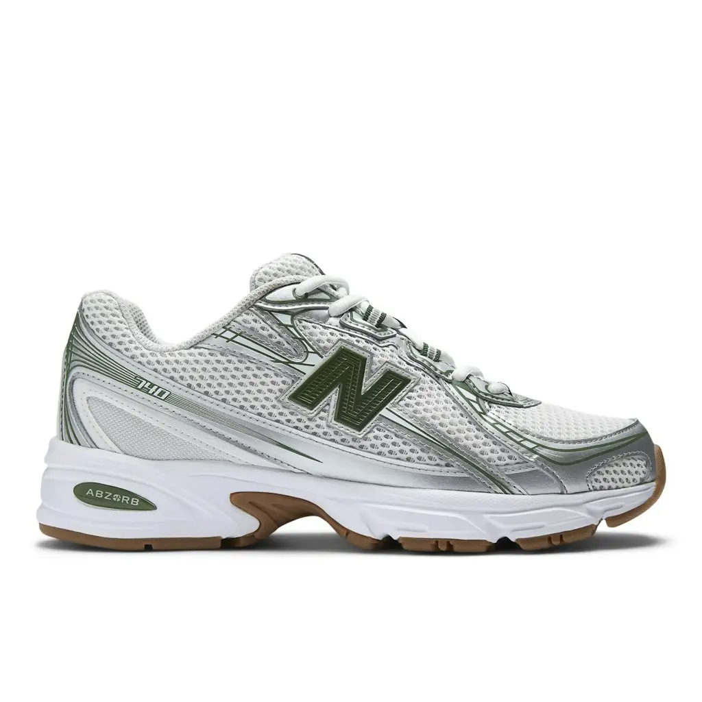 New Balance 740 Shoes