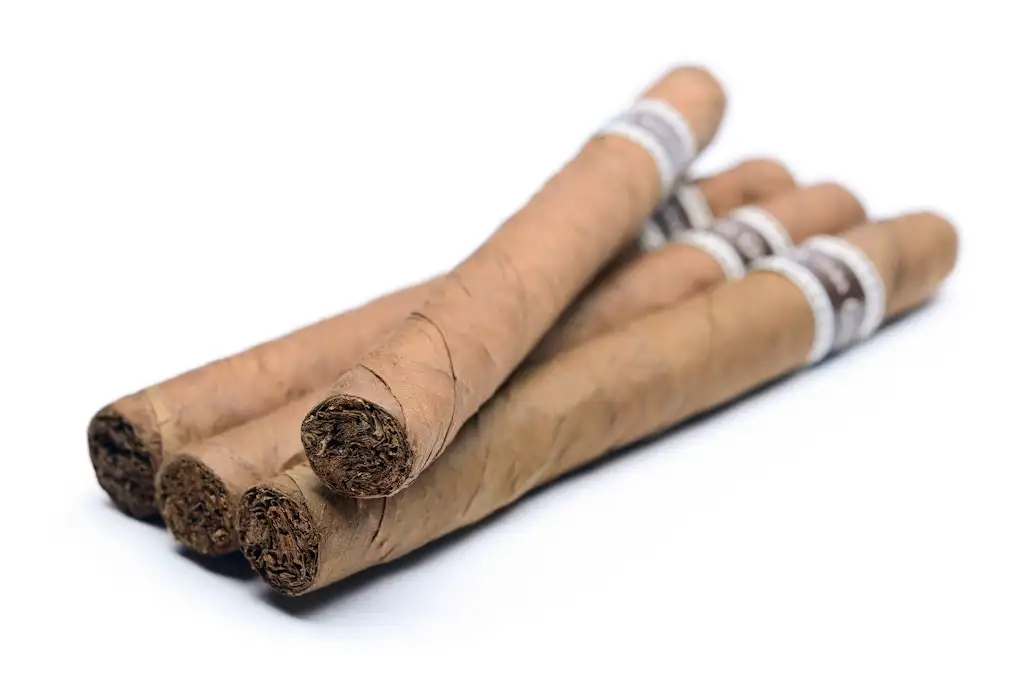 Smash Pack: Henry Clay vs Camacho Cigar 10-Pack