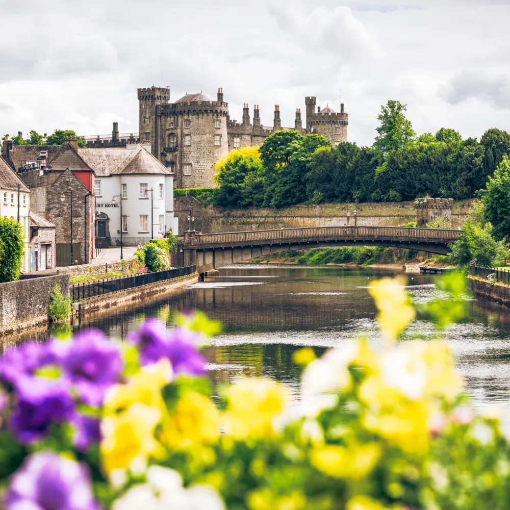 6-Night Ireland Flight, Hotel, Car & Tour Vacation