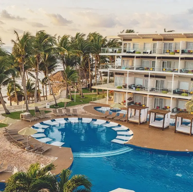 4-Night Riviera Maya All-Inclusive Flight and Resort Vacation