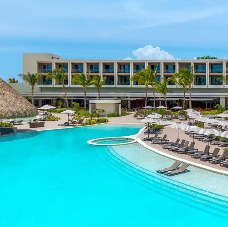 4-Night Miches All-Inclusive Flight and Resort Vacation
