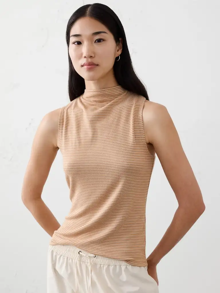Banana Republic Factory Women's Soft Luxe Mock-Neck Top