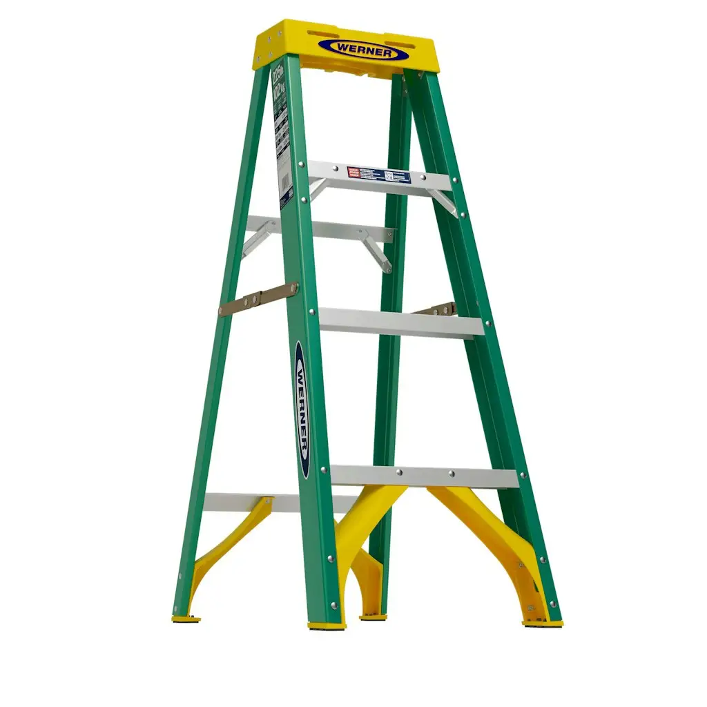 Werner 4-Foot Fiberglass Step Ladder