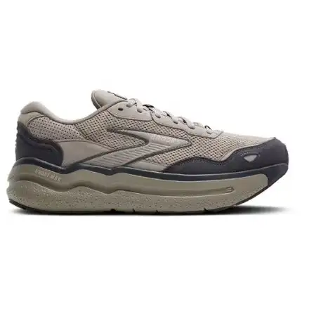 Brooks Past-Season Clearance Deals at REI