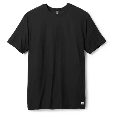 Vuori Clothing Deals at REI