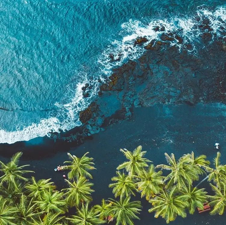 Business & First Class Hawaii Airfare at SkyLux Travel