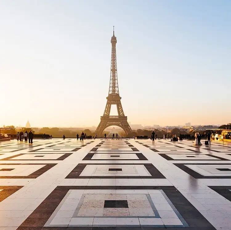 4-Night Paris Flight and Hotel Vacation