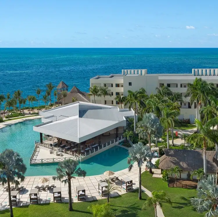 4-Night Riviera Maya All-Inclusive Flight and Resort Vacation