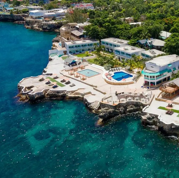 4-Night Negril All-Inclusive Flight and Resort Vacation