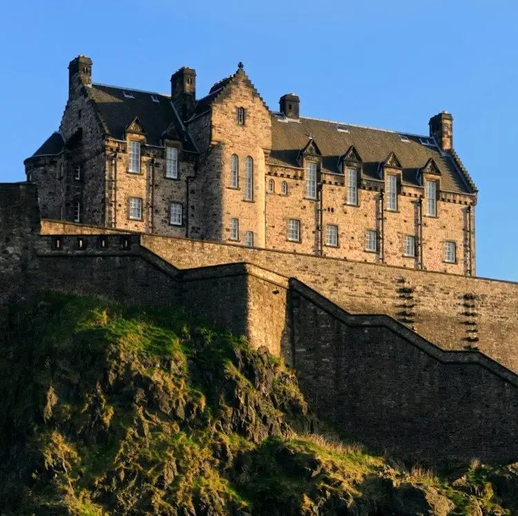 9-Night Scottish Highlands Hotel and Tour Vacation