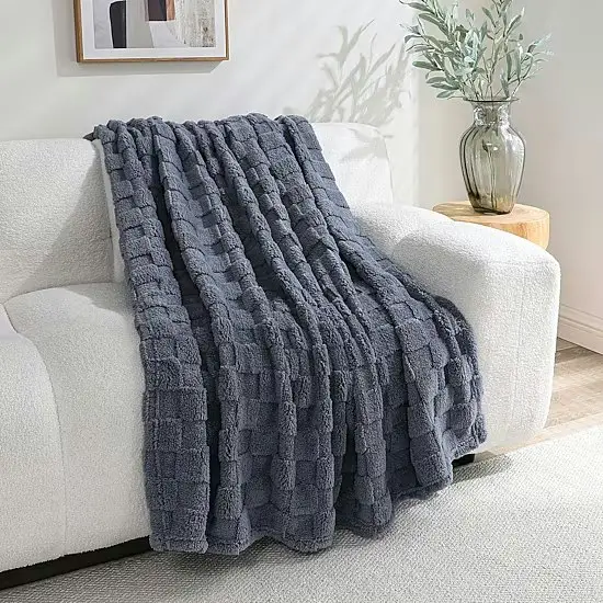 Zane Plush Throw