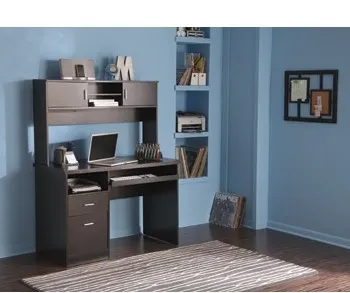 Illustra Desk with Hutch