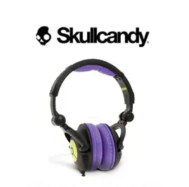 6pm: Up to 50% OFF Skullcandy Items