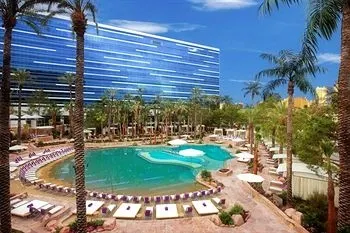 Expedia Memorial Day Sale: Up To 50% OFF Hotels and more