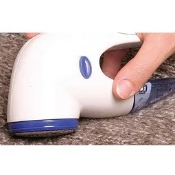 Groupon: Meridian Battery Operated Lint Shaver
