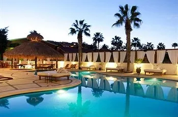 Expedia: 15% Off Hotel Stays