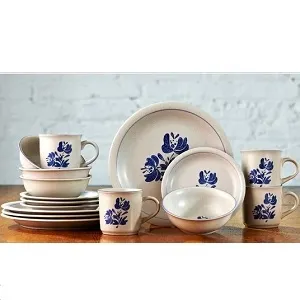 Groupon: Pfaltzgraff Yorktowne 16-Piece Stoneware Dinner Set