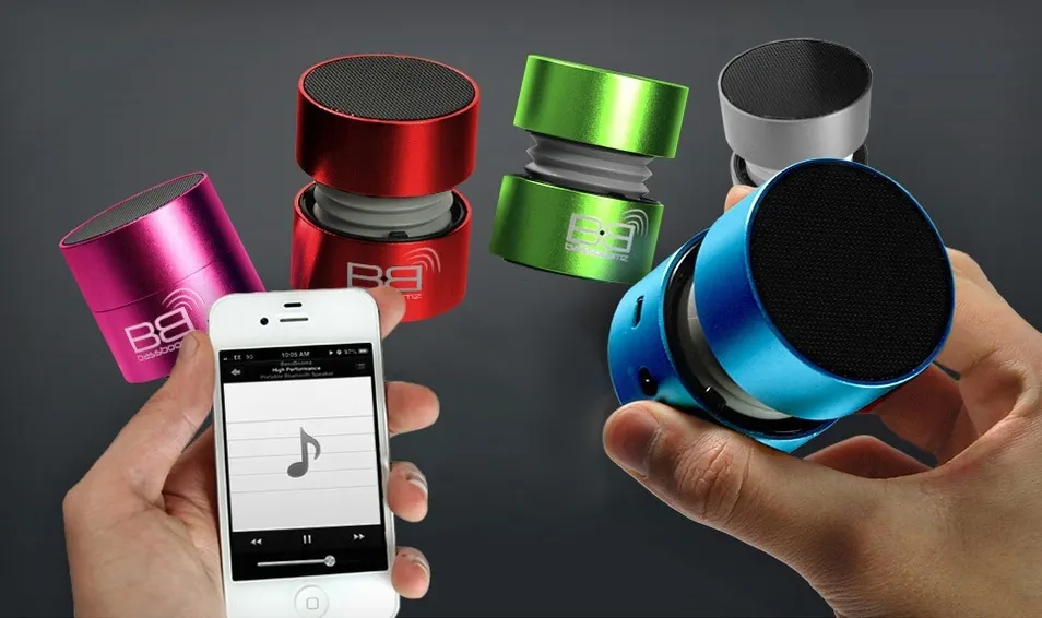 Groupon:　BassBoomz Universal Portable Bluetooth Speaker