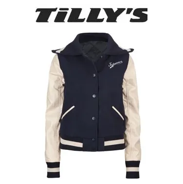 Tilly's: Extra 50% OFF Sale Items