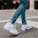 闪购：Urban Outfitters 精选男女鞋履热卖 折扣区折上折 