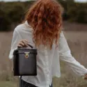 Beara Beara Alex Handbag 经典桶包