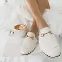 Gucci 皮革马衔扣白色半拖