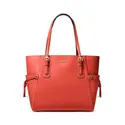 Michael Kors Voyager 十字纹真皮托特包