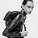 Mybag：精选 Alexander Wang 个性包包 经典黑白腰包