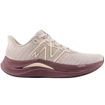 New Balance: Up to 33% OFF Sale