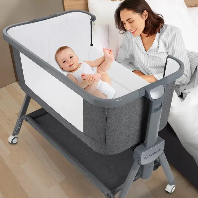 Vomeast Baby Bassinet - Easy Fold Portable Crib