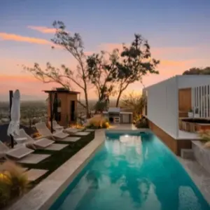 Wander: Get $250 OFF Select Order