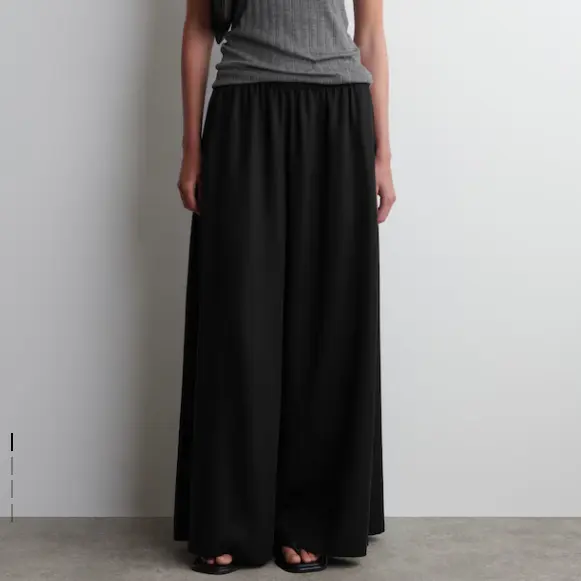 COS 黑色阔腿裤