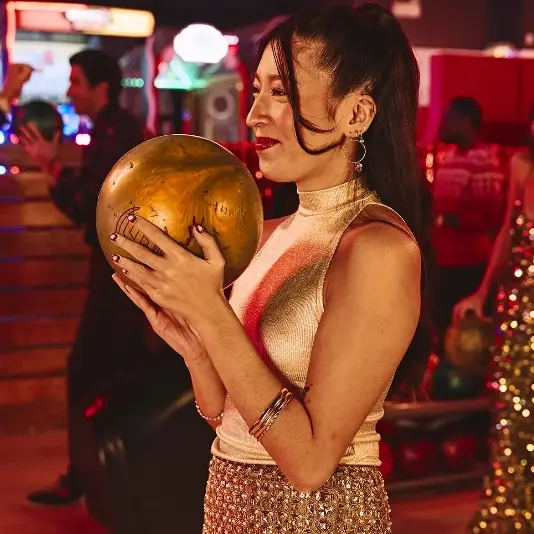 Bowlero：下次节日聚会立享8折
