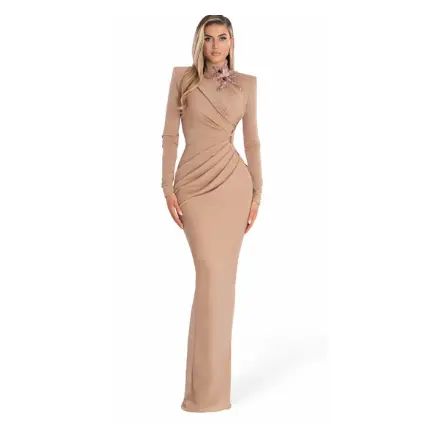 Albina Dyla: Sale Items Get up to 10% OFF