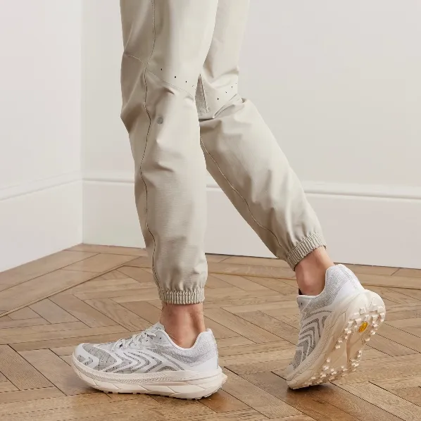 HOKA Tecton X 2 TS 运动鞋