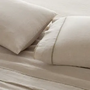 Garnet Hill: Save 25% OFF on Select Bedding