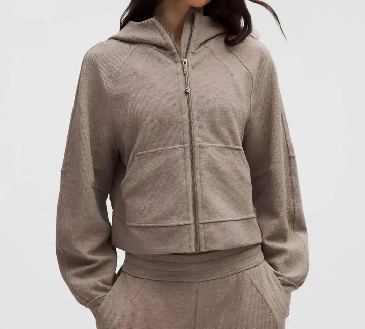 Lululemon Scuba 宽松连帽卫衣