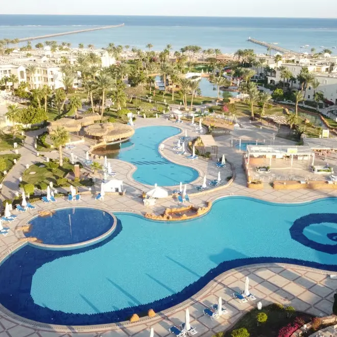 On The Beach：2026暑期游每人低至£135起