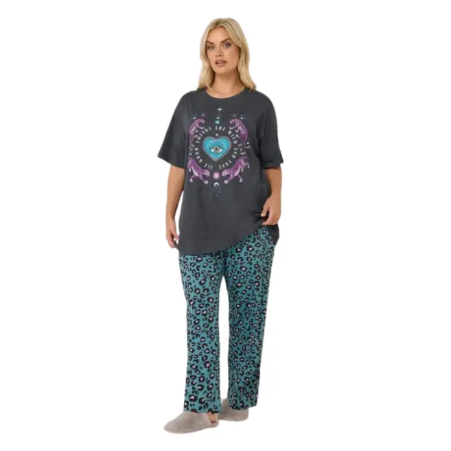 Yours Clothing: Sale Items Up to 70% OFF