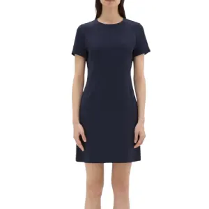 Theory: Save Up to 80% OFF Women's Flash Sale